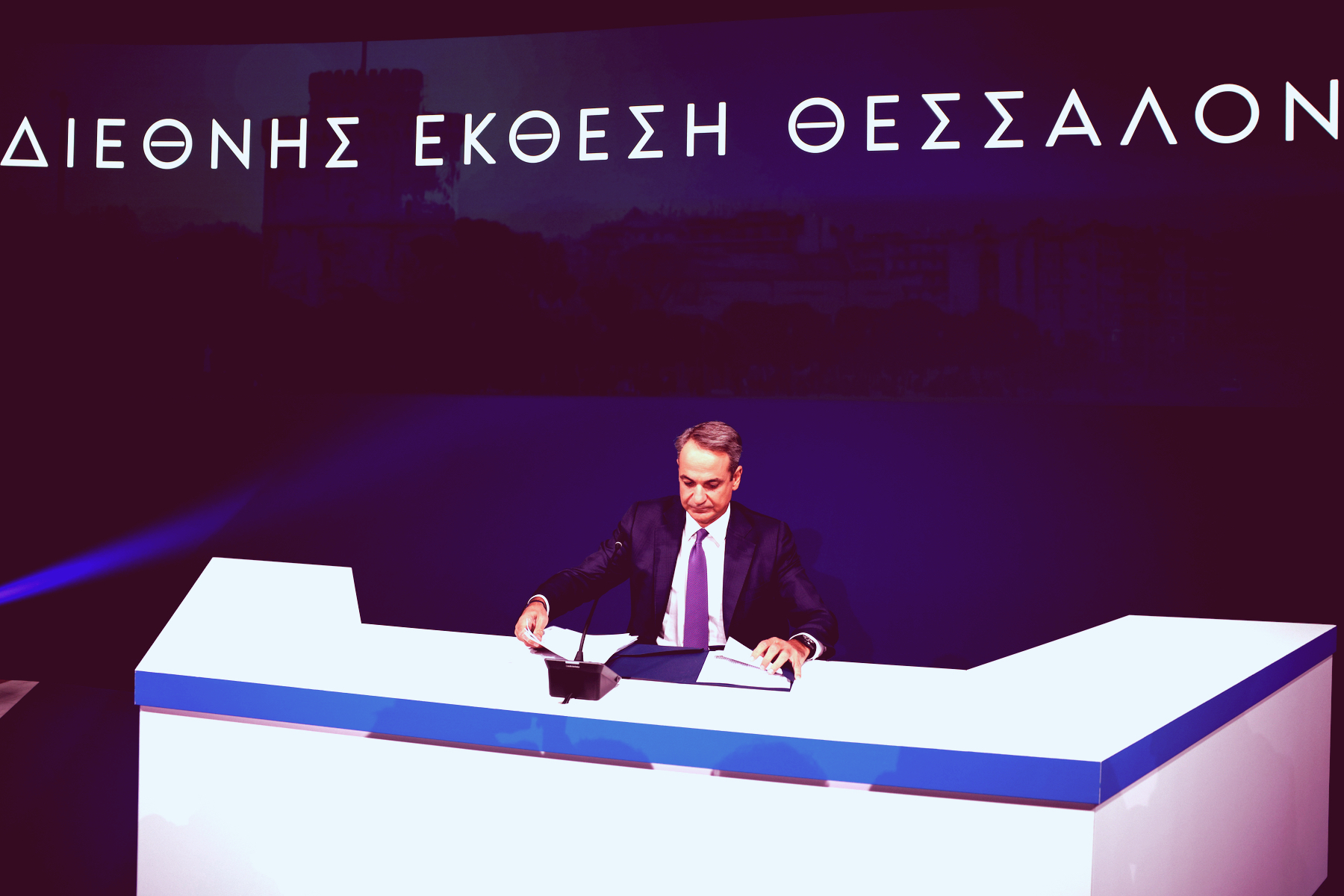 Μπορεί η Ελλάδα να αντιμετωπίσει την ακρίβεια και το δημογραφικό;