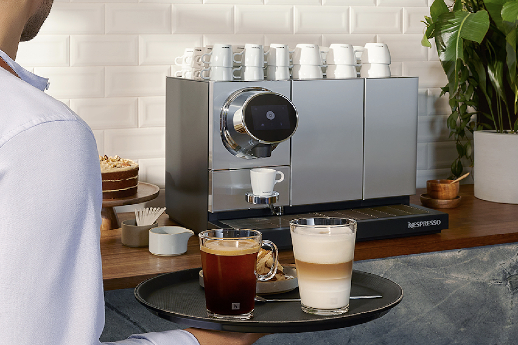 Xenia 2025: Η απόλυτη εμπειρία φιλοξενίας ξεκινά από τον καφέ