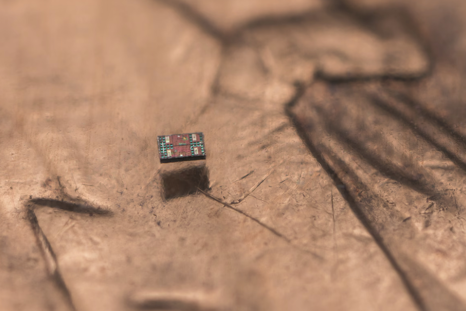 Ρομπότ σαν κόκκος αλατιού σκέφτεται, αισθάνεται, μάς θεραπεύει