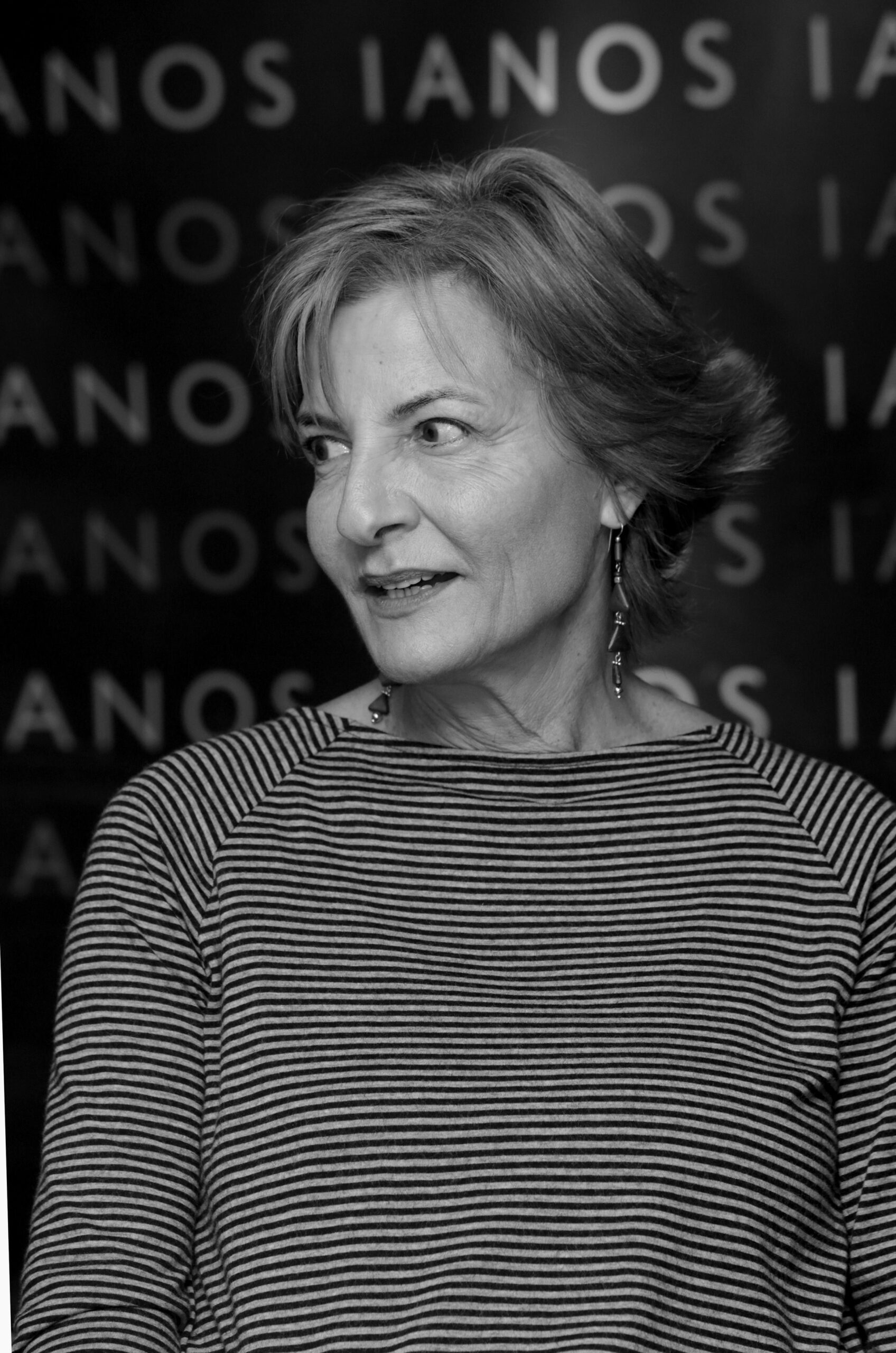 Αντιγόνη Λυμπεράκη: Εκεί που θέλουμε ελευθερία, μπαίνουν εμπόδια, κι εκεί που θέλουμε κανόνες, δεν έχουμε